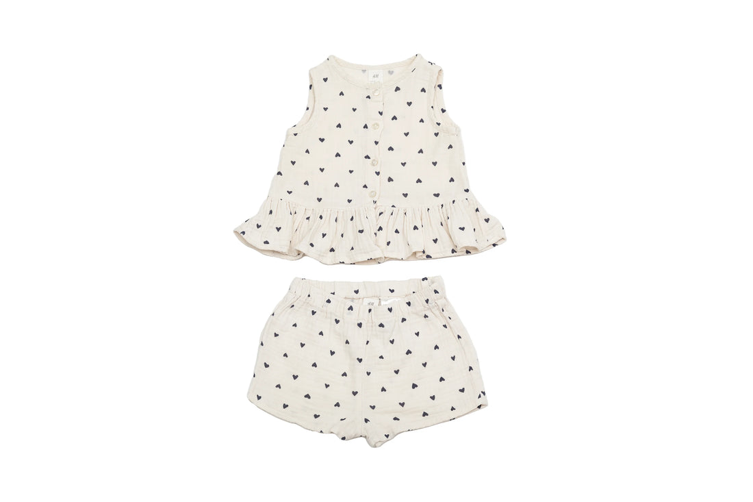 H&amp;M Heart Flutter Set